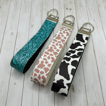 Load image into Gallery viewer, Western/ Patriotic Wristlet Keychains